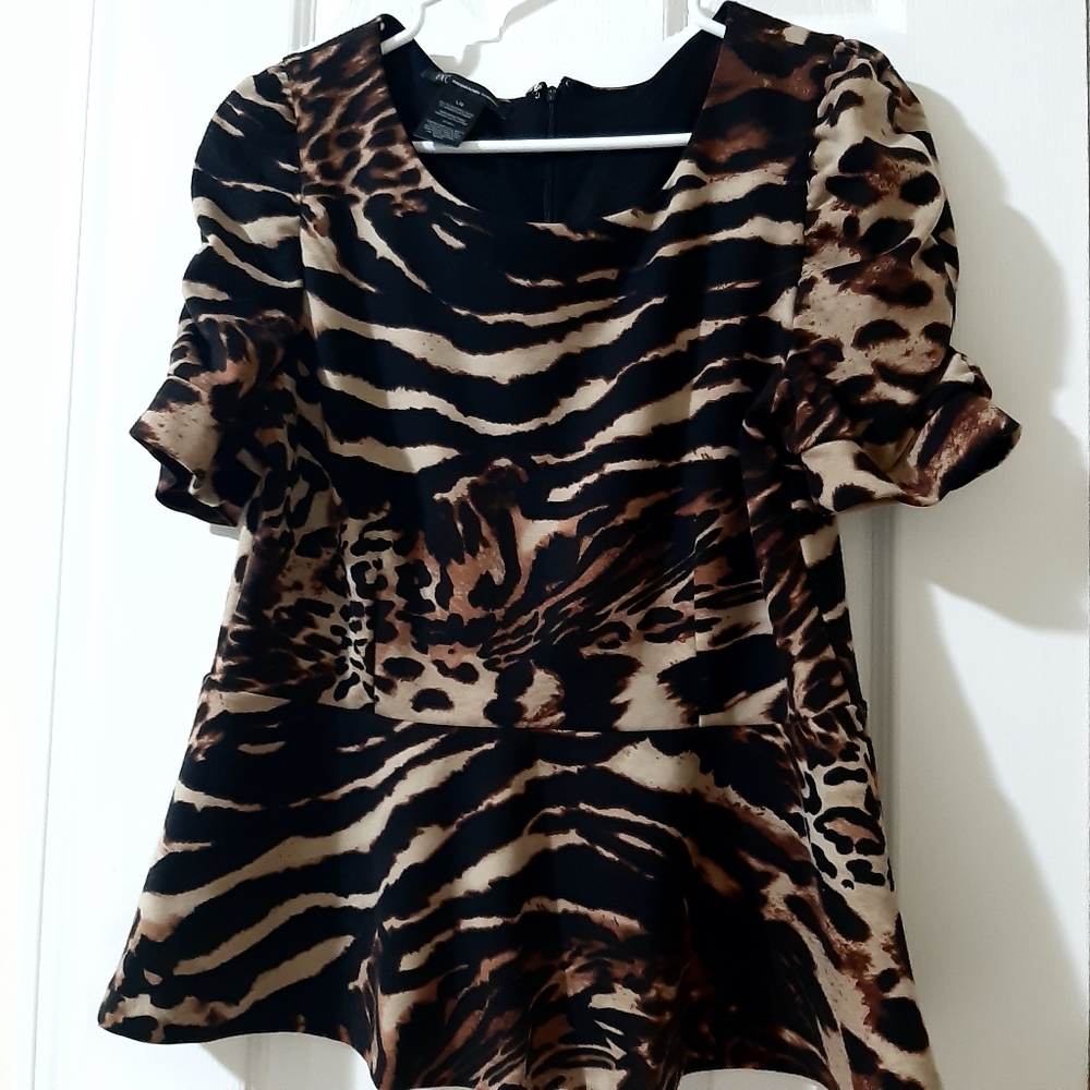 Animal print top